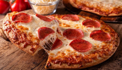 23. PIZZA Amerykańska