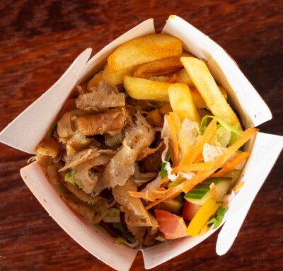 Kebab BOX - Kurczak + Frytki + Surówki  - 200g